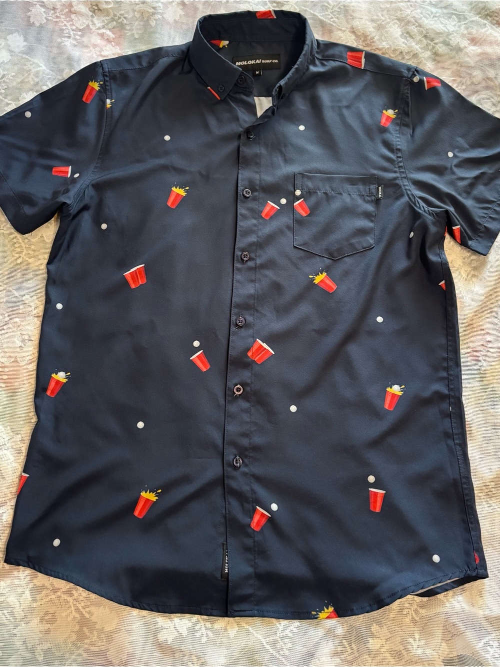Molokai Surf Co. Men's M Blue Red Cup Beer Graphic Print Button-Up Shirt